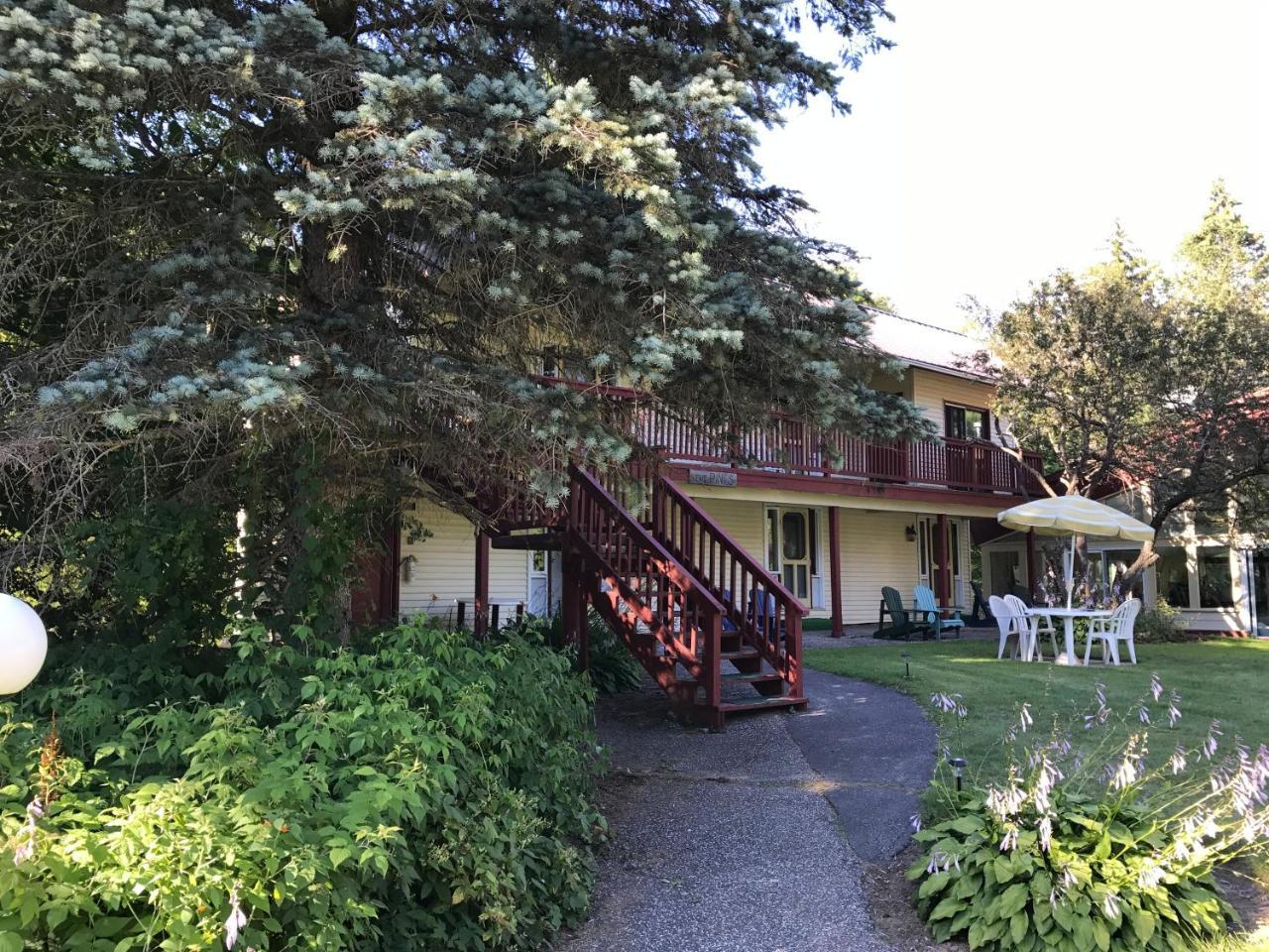 The "New" Baldwins Resort Windermere Exterior photo